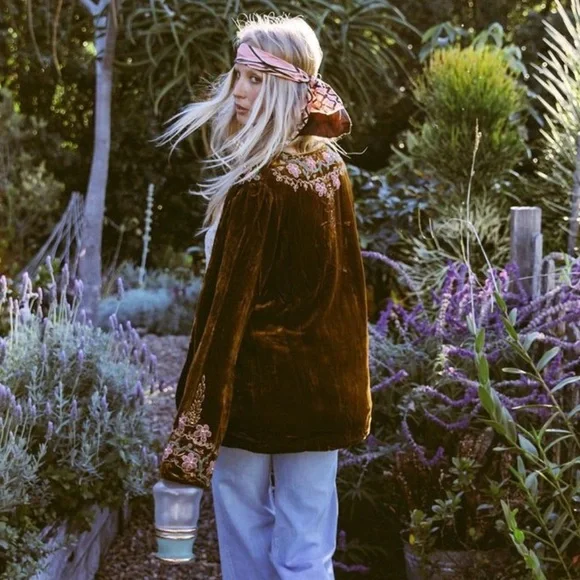 Chasing Unicorns Black Magic Woman 100% Silk Velvet Embroidered Jacket S - Picture 2 of 6